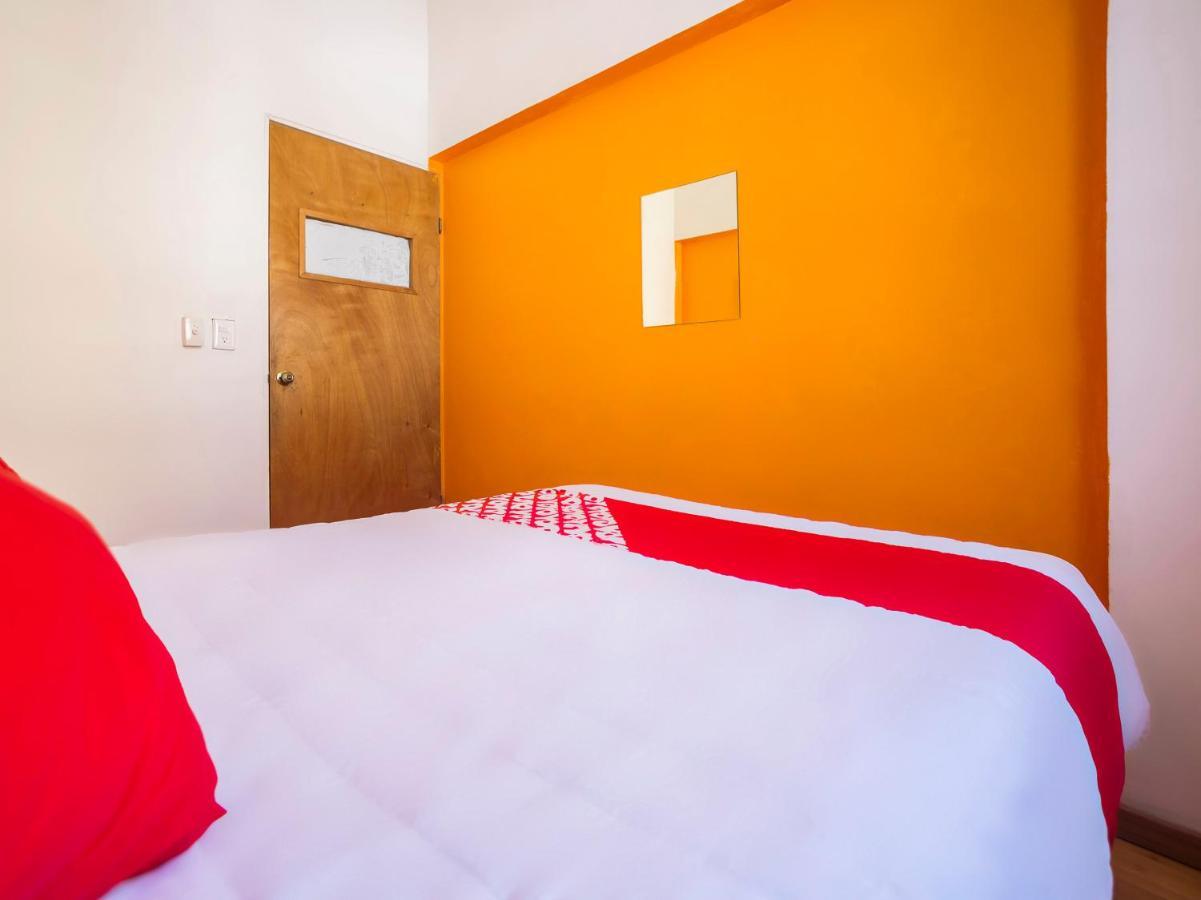 Oyo Hotel Hare Krishna Monterrey Dış mekan fotoğraf
